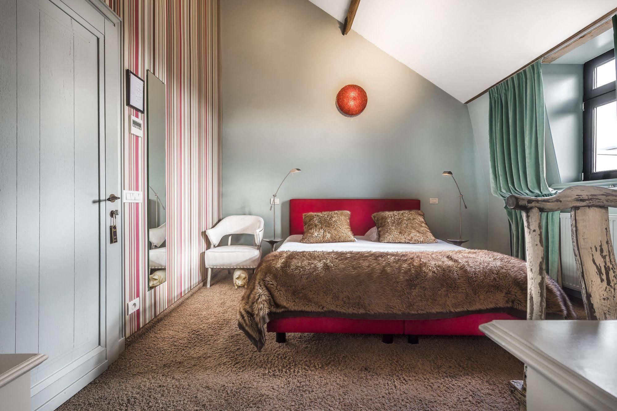 Main Street Hotel Ieper Eksteriør bilde