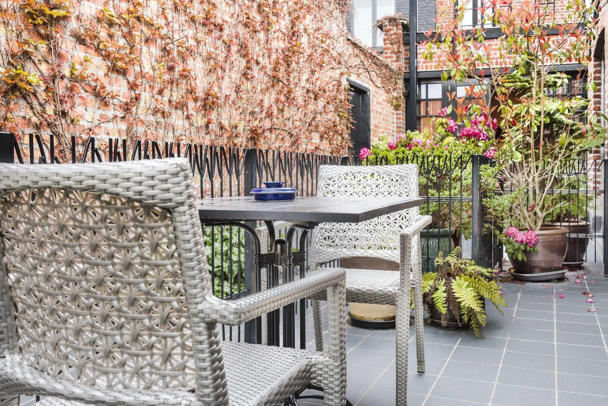 Main Street Hotel Ieper Eksteriør bilde